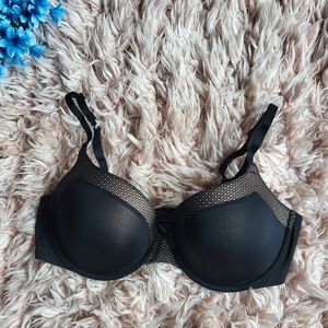 Victoria's Secret full cup Bra 38D / D85 Black color